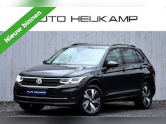 Volkswagen Tiguan - 1.4 TSI eHybrid Business+ | Leer | Trekhaak | Camera |