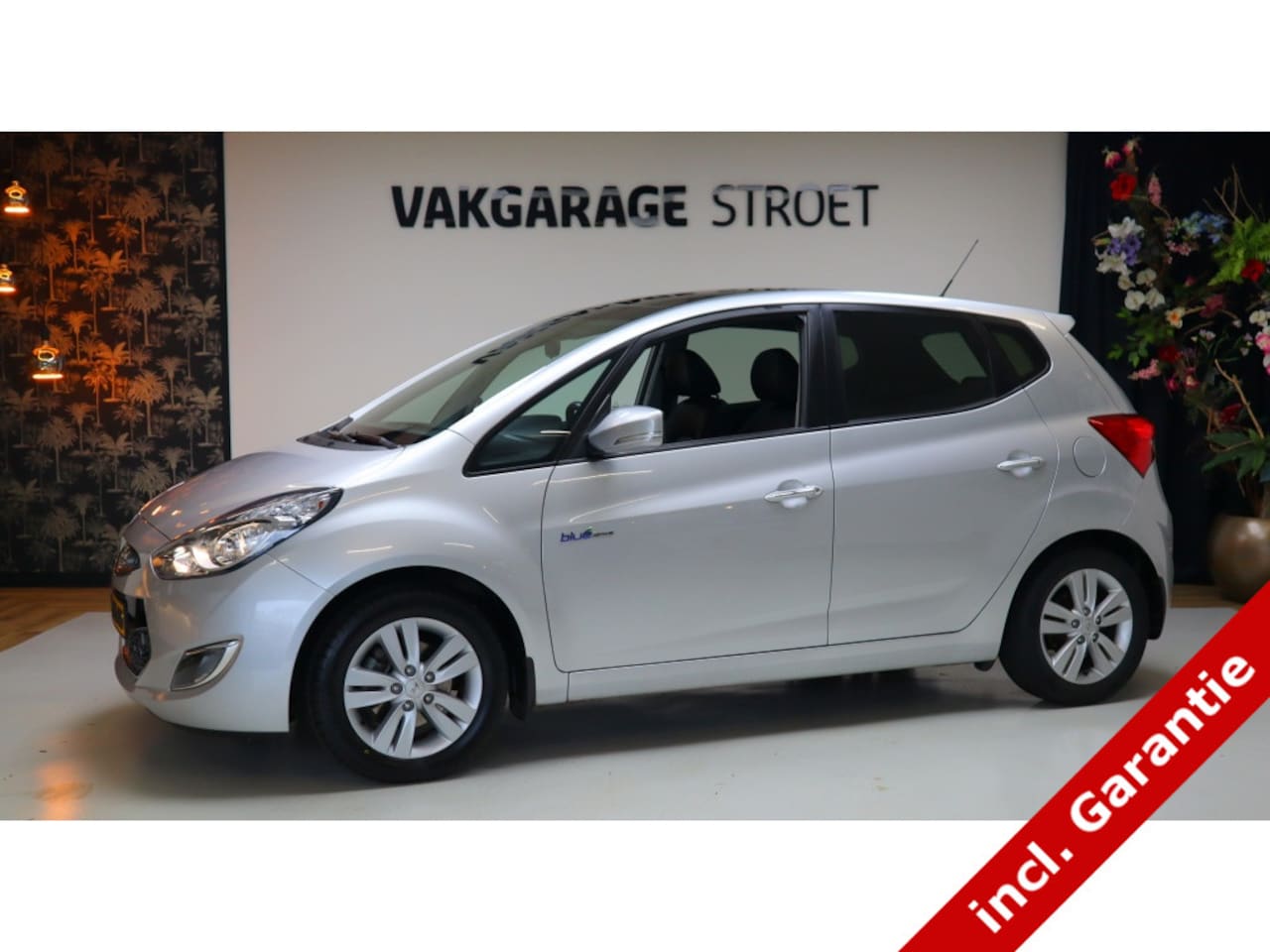 Hyundai ix20 - 1.6i i-Catcher | cam | cruise | ac | pano | leer | 6-bak | LMV - AutoWereld.nl
