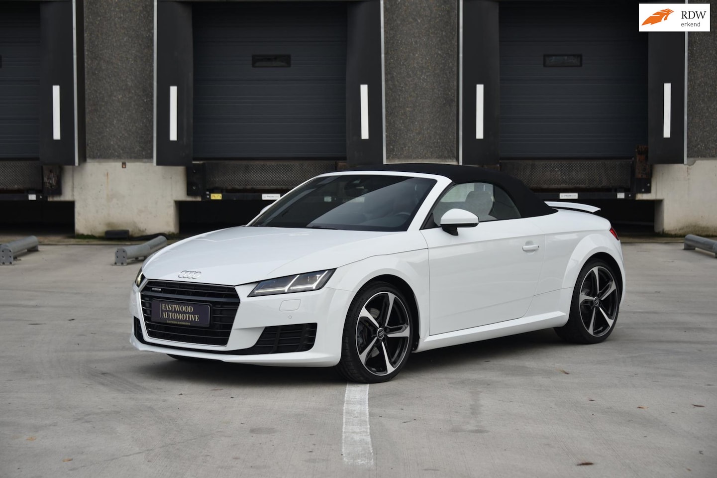 Audi TT Roadster - 2.0 TFSI quattro Pro Line S 2.0 TFSI quattro Pro Line S Full option - AutoWereld.nl