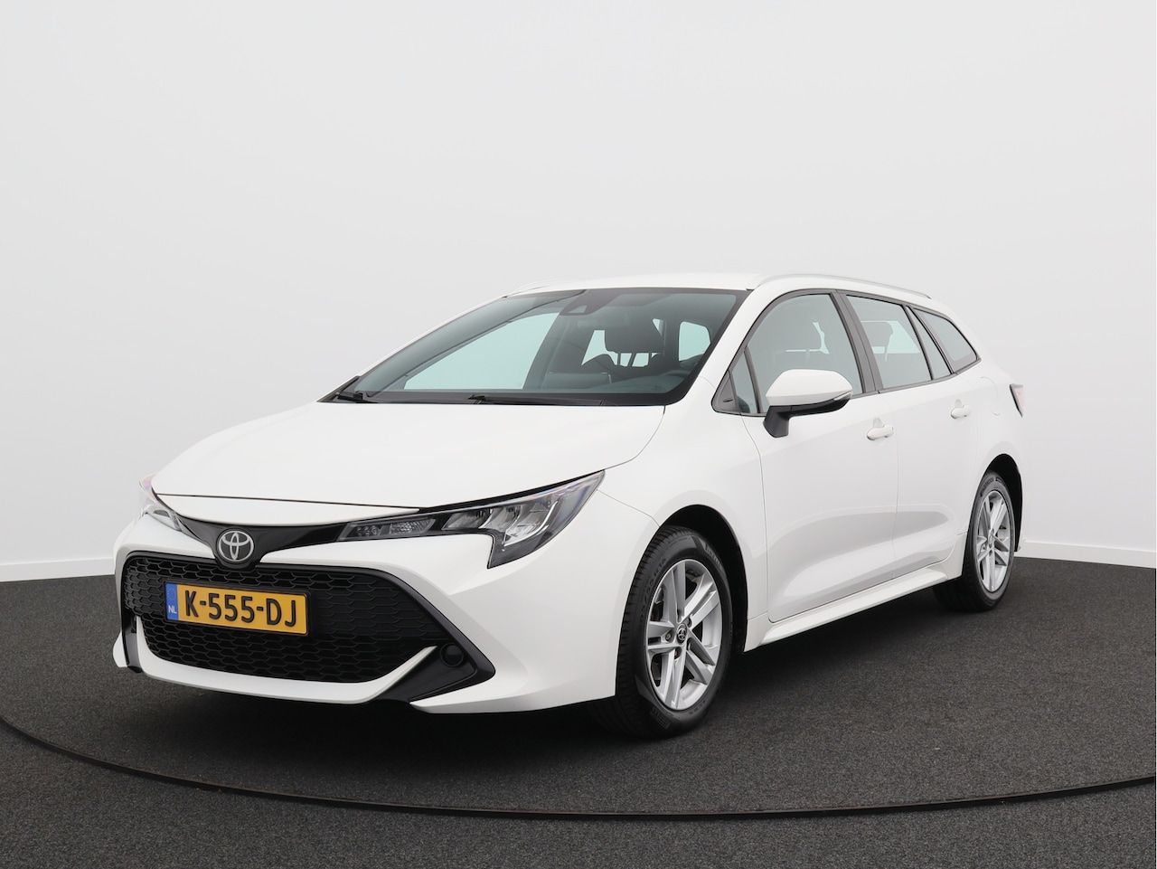 Toyota Corolla Touring Sports - 1.2 Turbo Active/ trekhaak/ lage km/ zeer mooi! - AutoWereld.nl