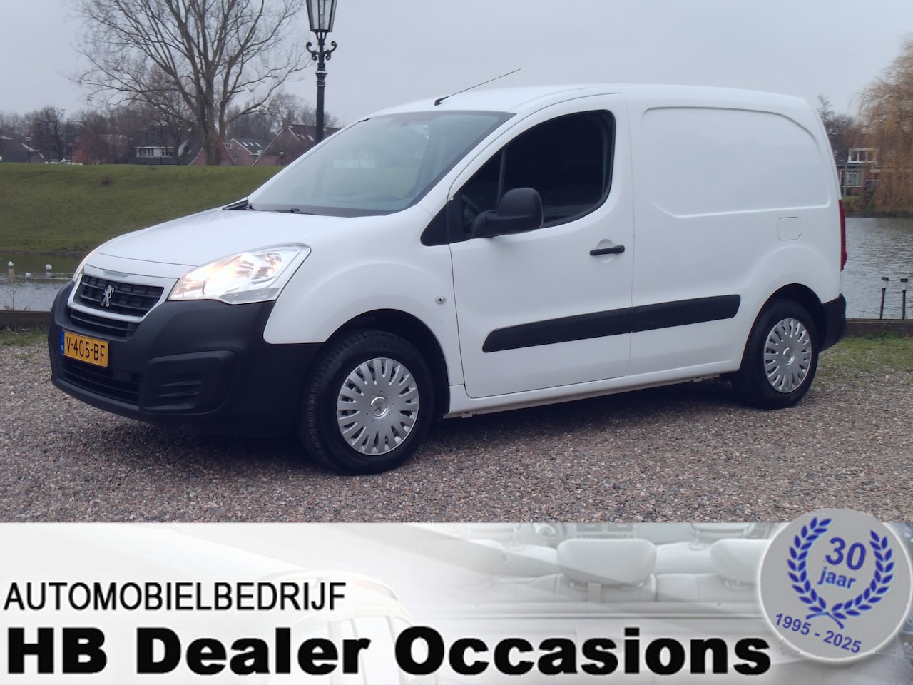 Peugeot Partner - 120 1.6 BlueHDi 75 L1 XR 120 1.6 BlueHDi 75 L1 XR - AutoWereld.nl