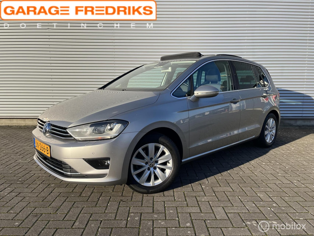 Volkswagen Golf Sportsvan - 1.4 TSI Highline | Pano | Stoelverwarming | - AutoWereld.nl