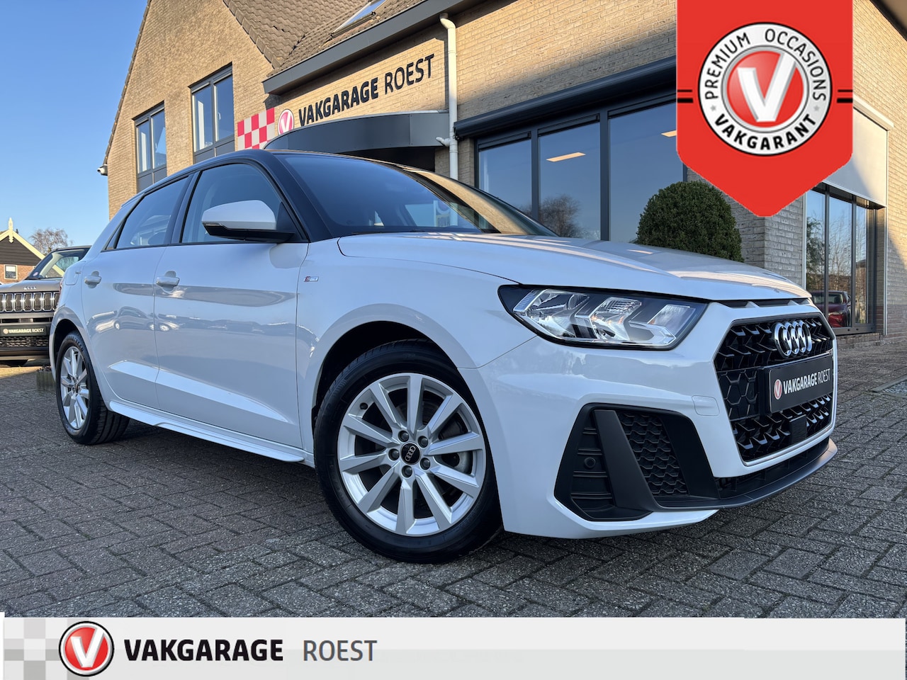 Audi A1 Sportback - 30 TFSI S edition Automaat Digi-dash / Parksensors / Zwart dak - AutoWereld.nl