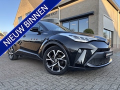 Toyota C-HR - 1.8 Hybrid Dynamic Automaat Carplay / All-Seasons / Full LED
