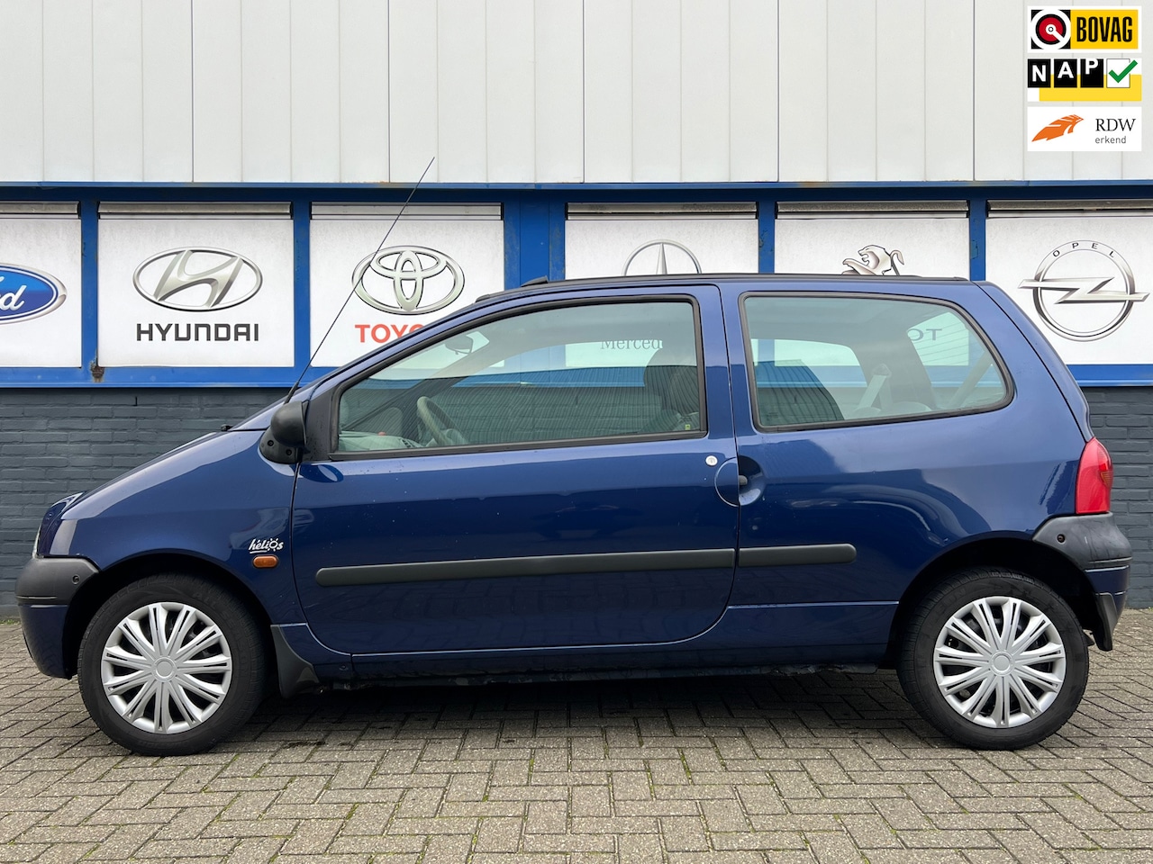 Renault Twingo - 1.2 Comfort NWE.APK 174000km 995eu - AutoWereld.nl