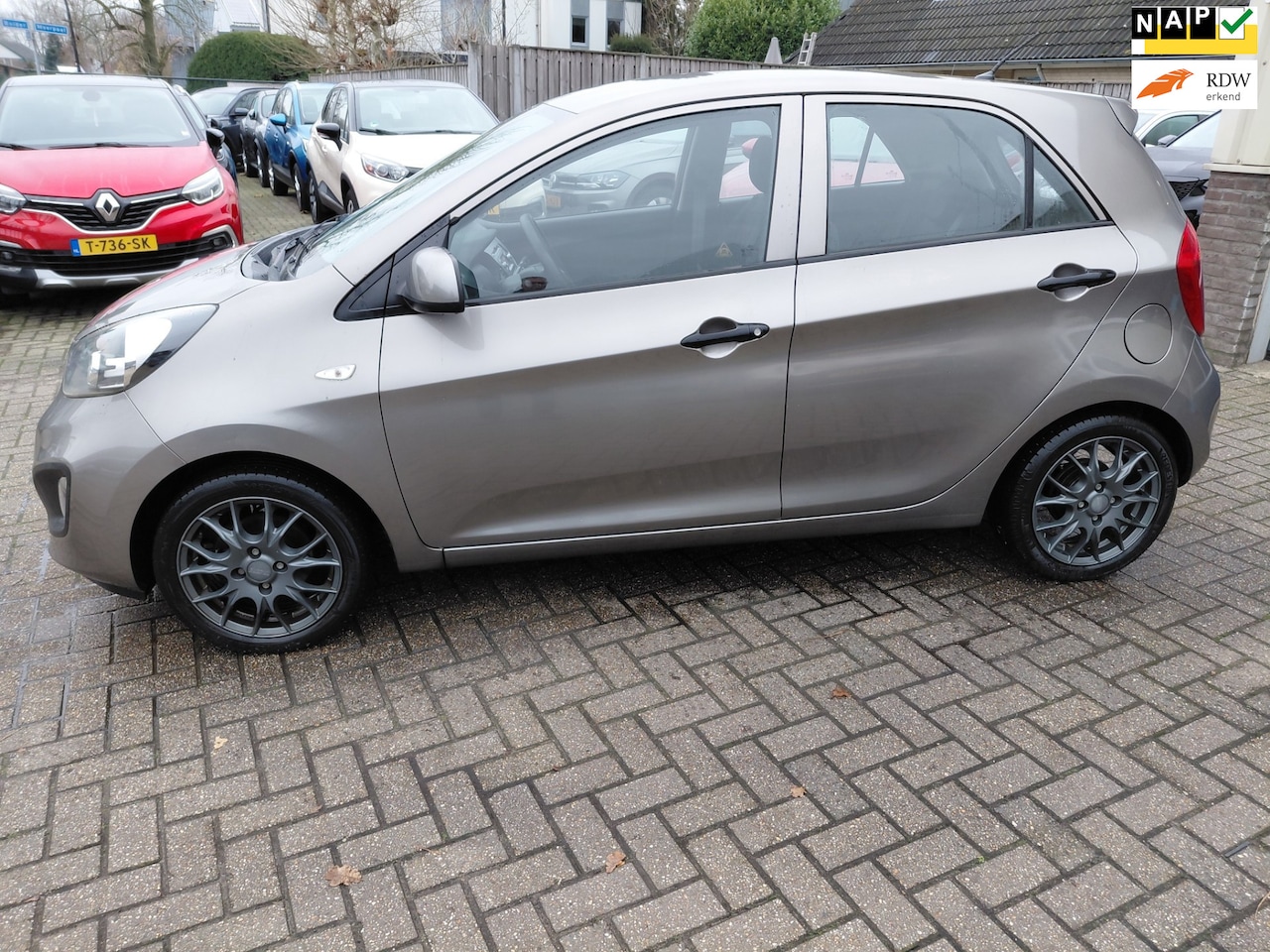 Kia Picanto - 1.0 CVVT Comfort Pack 1.0 CVVT Comfort Pack - AutoWereld.nl