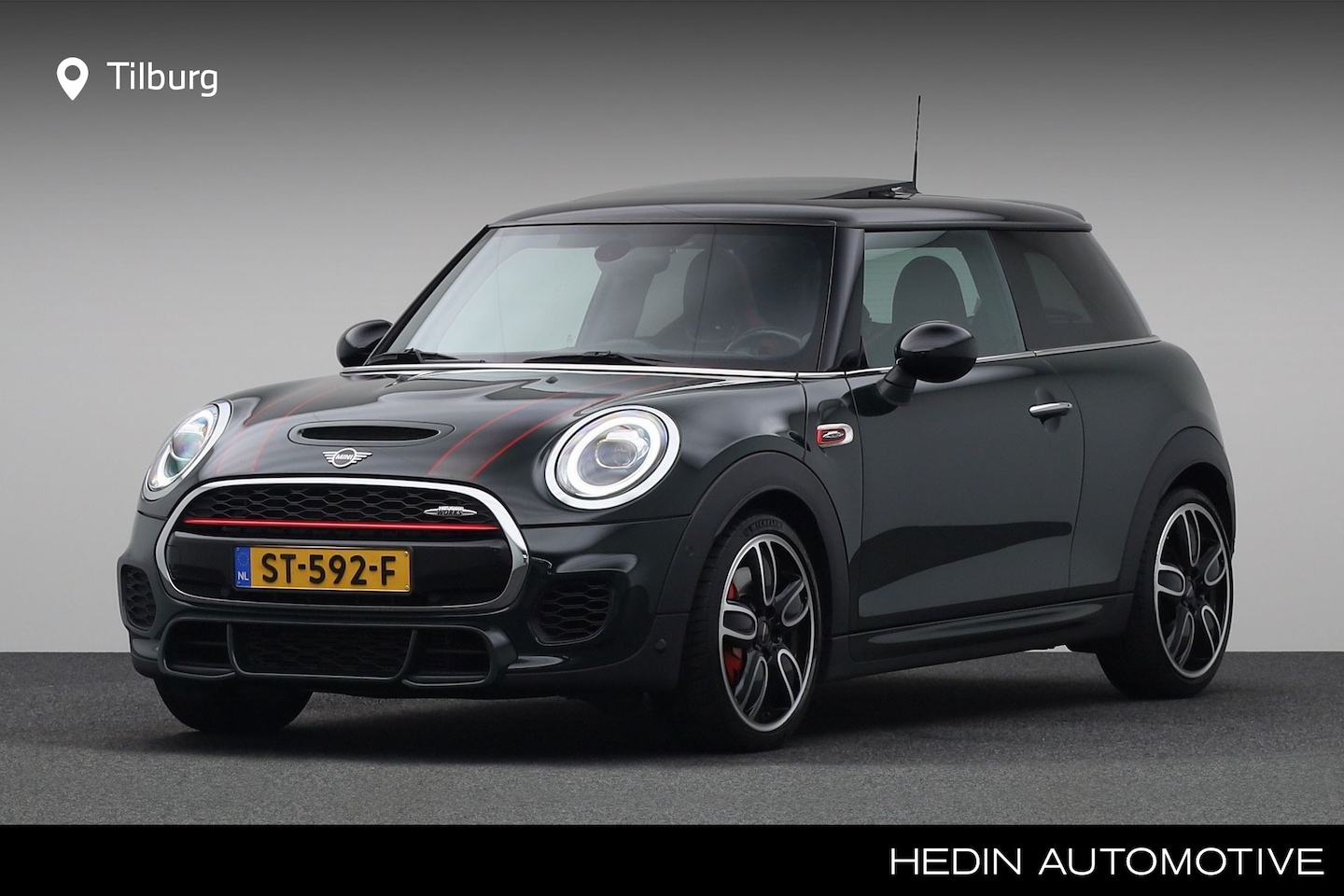 MINI John Cooper Works - Mini 2.0 Chili | Glazen panoramadak |  MINI Head-Up Display | Apple CarPlay voorbereiding - AutoWereld.nl