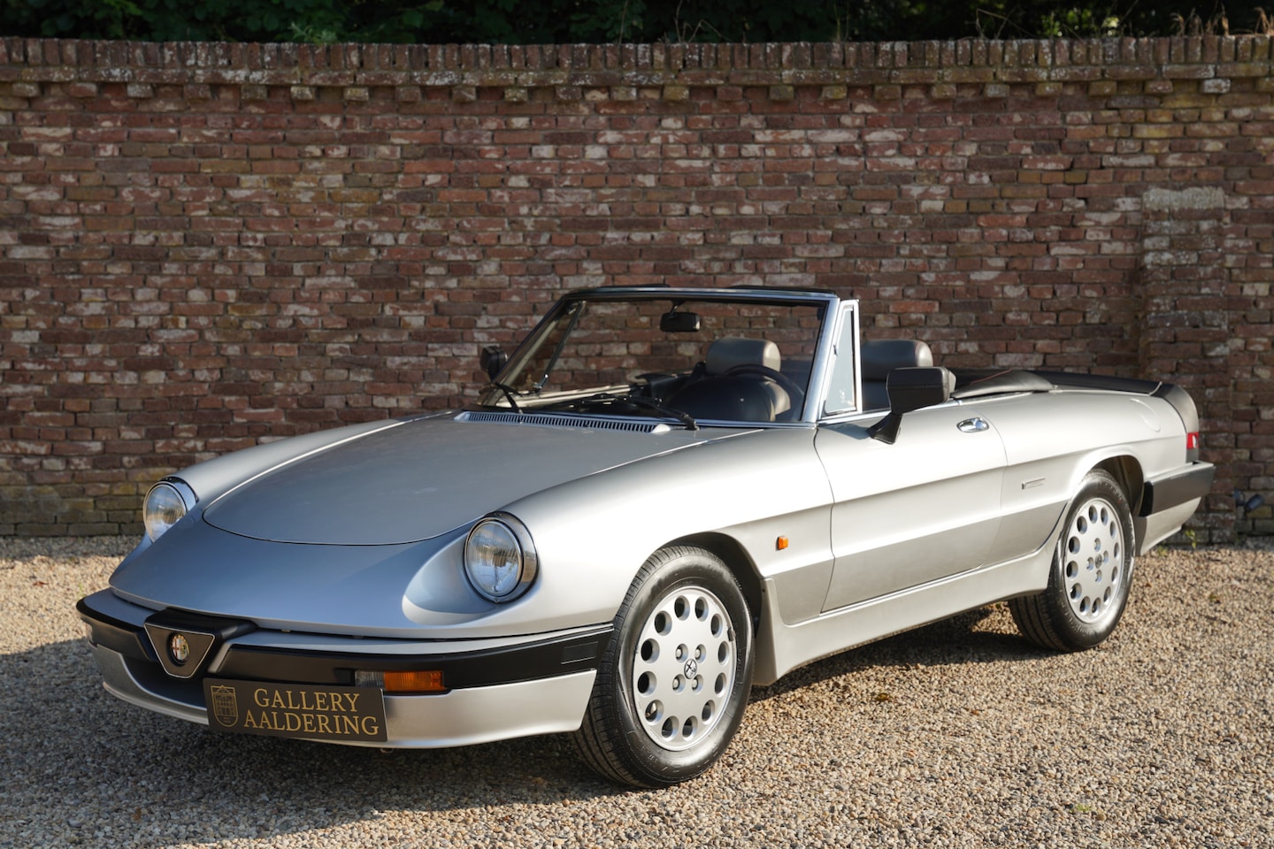 Alfa Romeo Spider - 2.0 QV "29.400 kilometers" Low kilometers example, In original and well maintained conditi - AutoWereld.nl