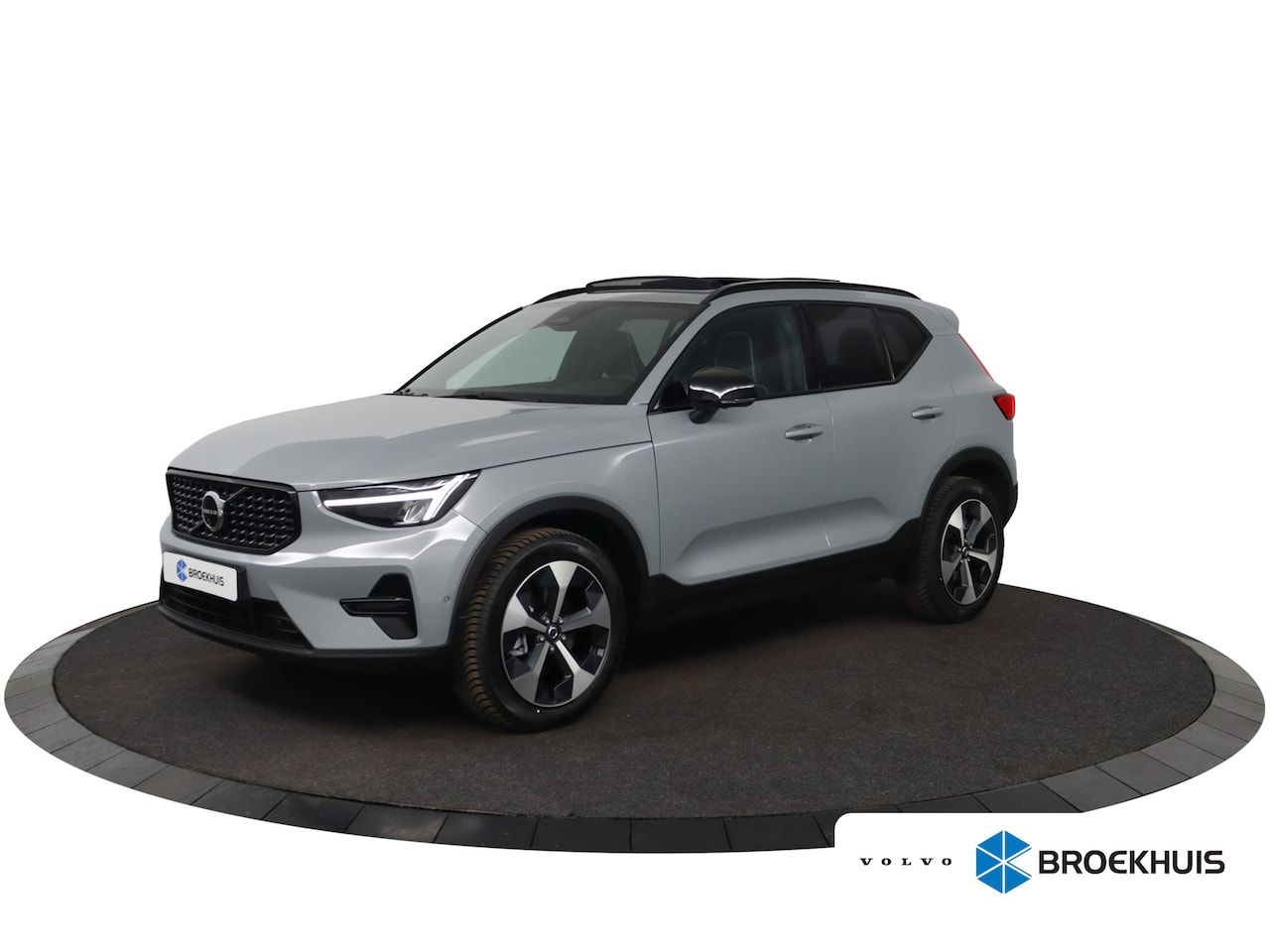 Volvo XC40 - Plus Dark | Lounge-pakket - AutoWereld.nl