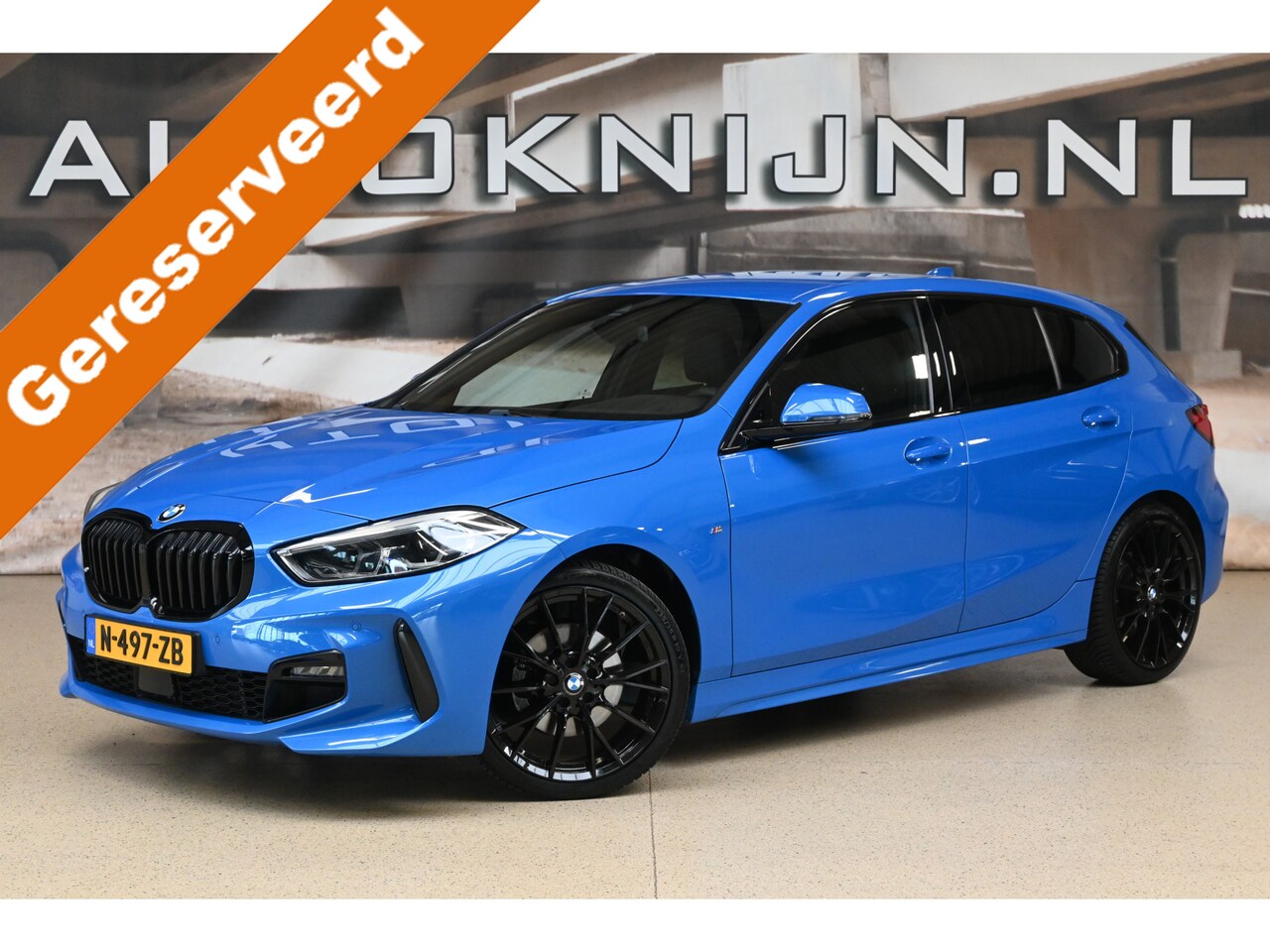 BMW 1-serie - 118i 136pk High Executive | M Sport Plus Pack | LED | 19'' Inch | - AutoWereld.nl