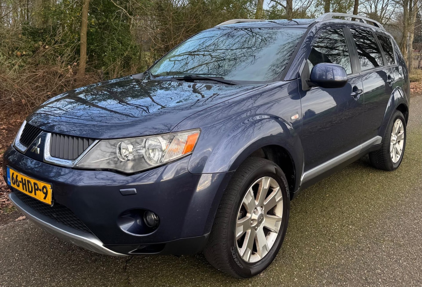 Mitsubishi Outlander - 2.4 Instyle 2008 AUTOMAAT 4x4 7 PERSONEN NAVI CLIMA NAP - AutoWereld.nl