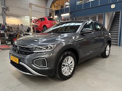 Volkswagen T-Roc - 1.0 TSI 110pk Life Business | Navigatie | Apple carplay /Android auto | Camera | Climate c
