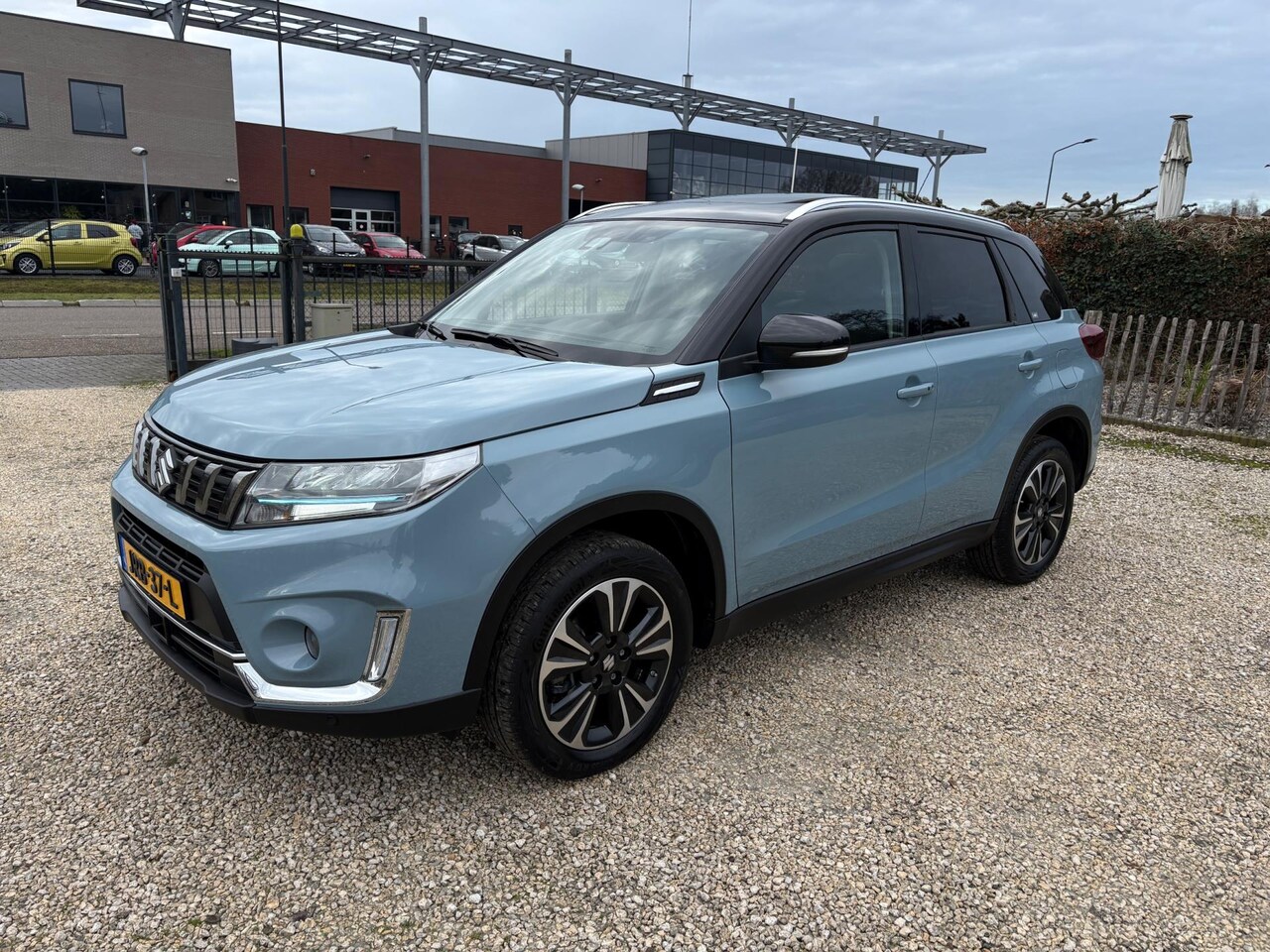 Suzuki Vitara - 1.4 Boosterjet Style Hybride Schuifdak, Leder, ACC - AutoWereld.nl