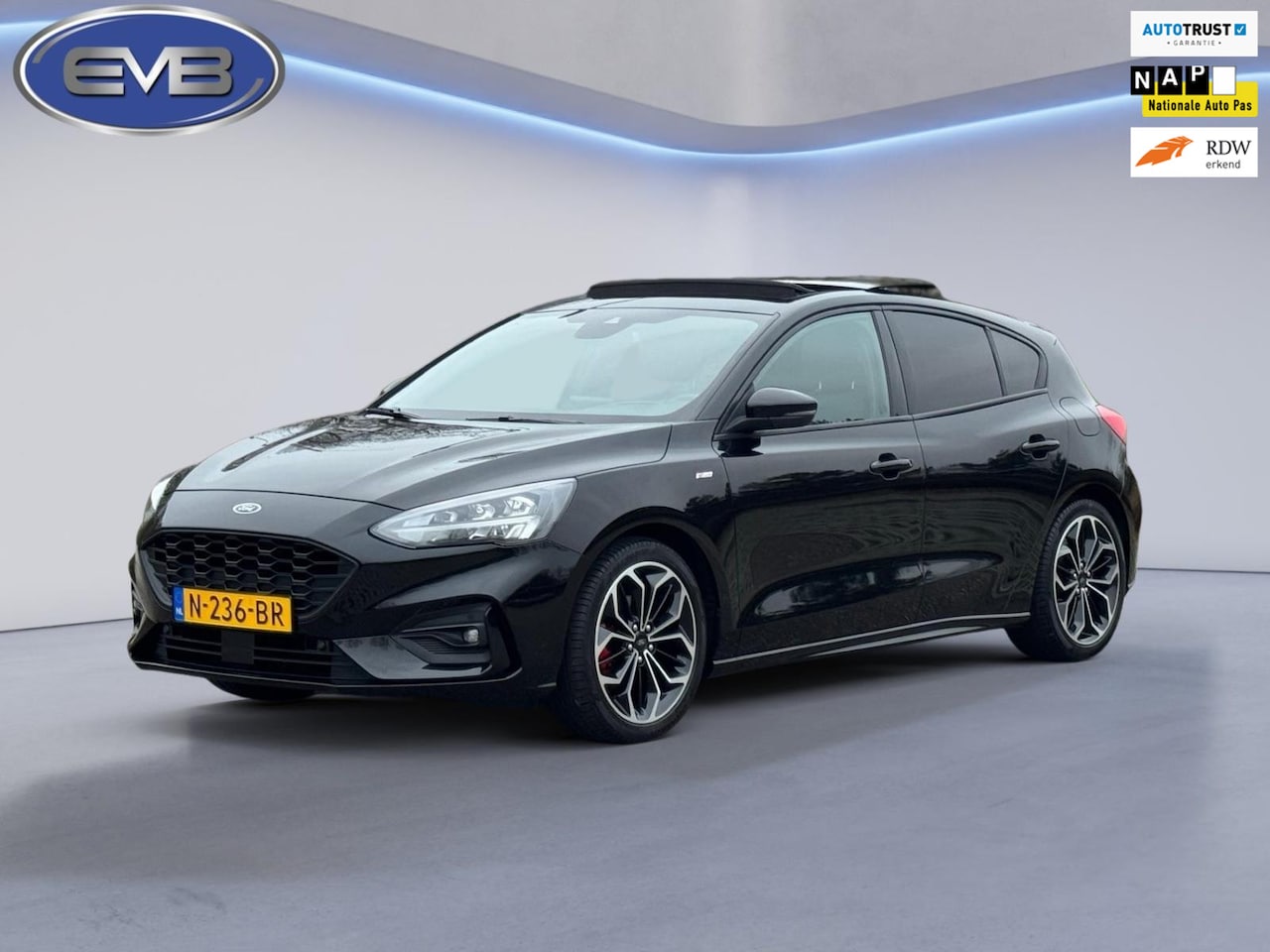 Ford Focus - 1.0 EcoBoost Hybrid ST Line X Business 1.0 EcoBoost Hybrid 125pk ST Line X Business, 18 inch,stoel-stuurverwarming, vele opties, - AutoWereld.nl