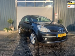 Renault Clio - 1.4-16V Expression / Airco