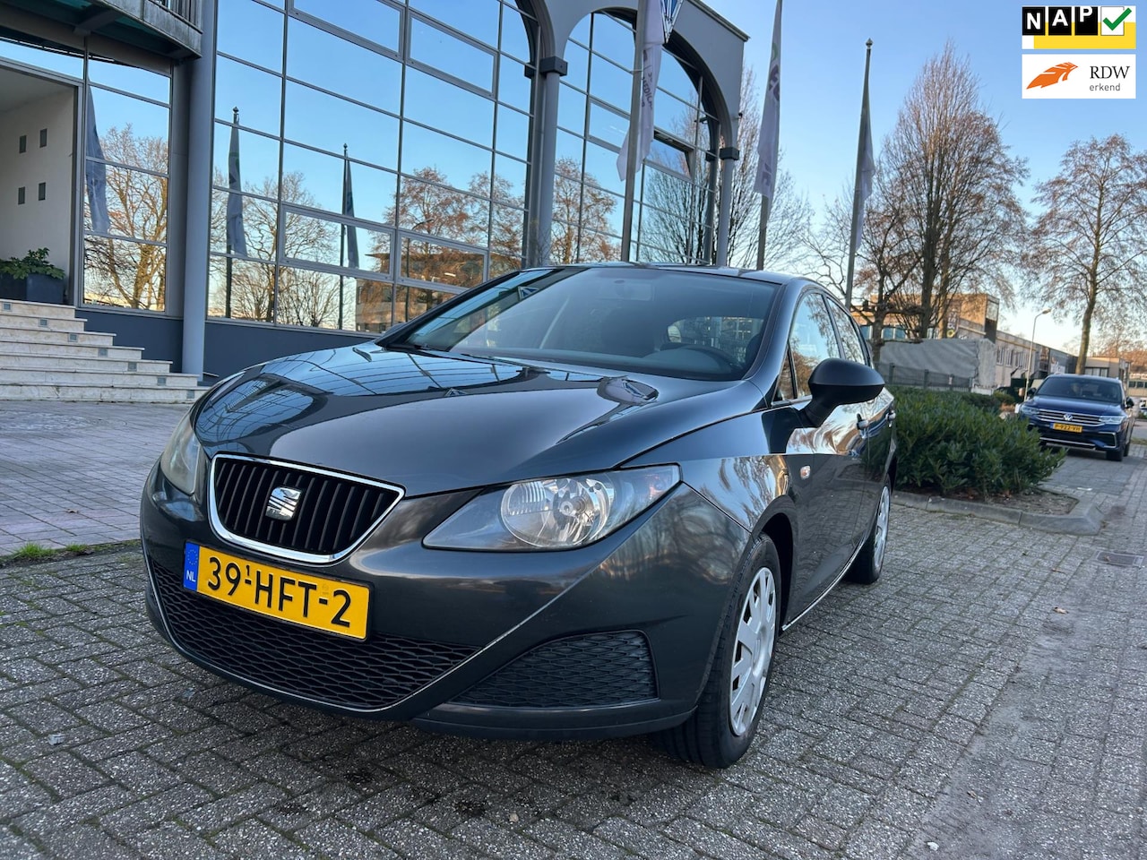 SEAT Ibiza - 1.2 Reference 5 deurs nieuwe apk 153687 km N.A.P - AutoWereld.nl