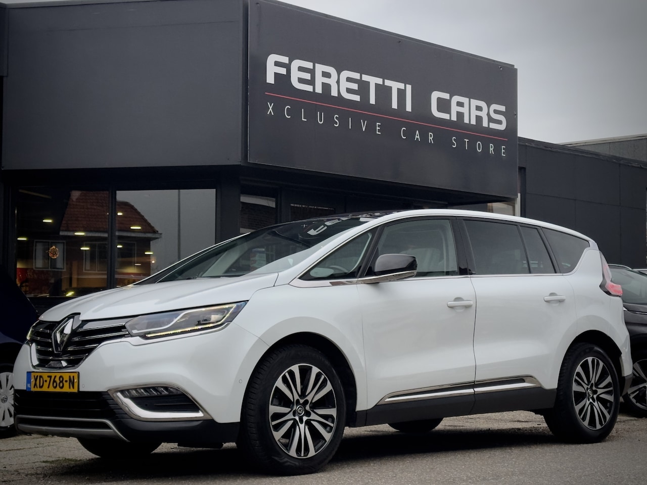 Renault Espace - 1.6 dCi AUT6 INITIALE PARIS 7PERS PANODAK DESIGN-LEDER NAVI CAMERA HEAD-UP LED LMV PDC - AutoWereld.nl