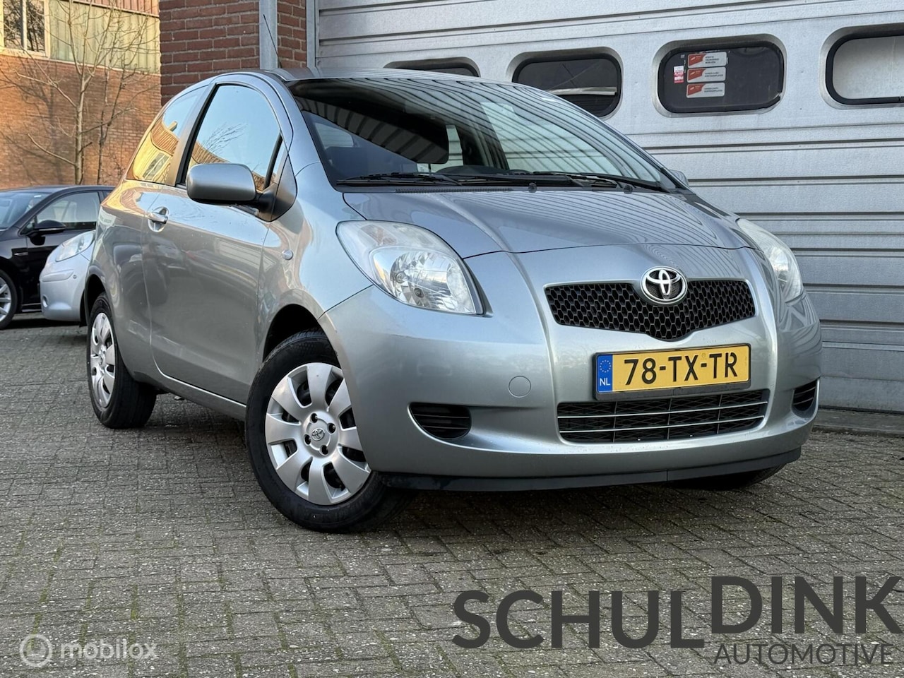 Toyota Yaris - 1.0 VVTi Sol ELEKTRISCHE RAMEN|AIRCO - AutoWereld.nl
