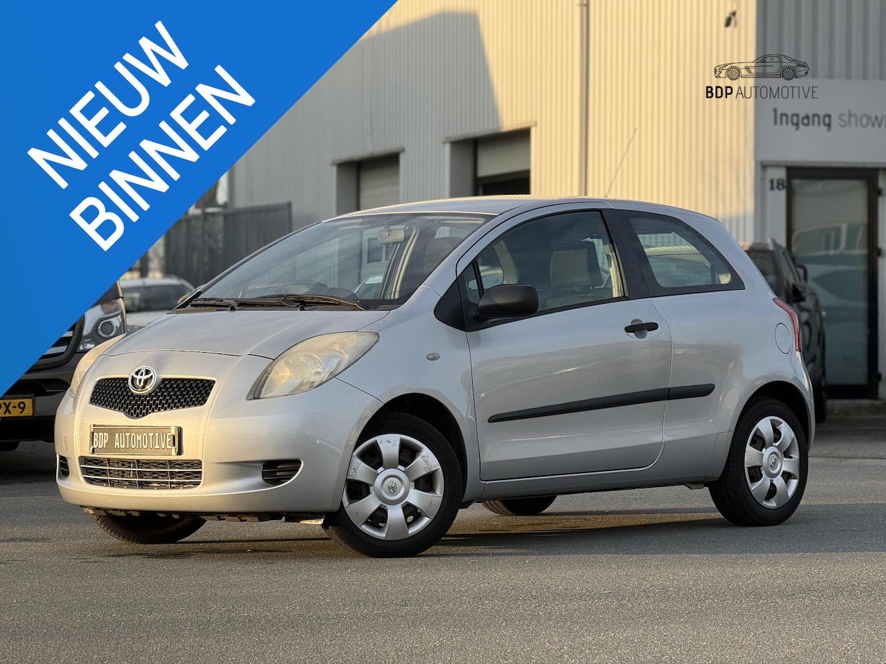 Toyota Yaris - 1.3 VVTi Terra AIRCO/EL RAMEN/LEVERING MET NIEUWE APK KEURING! - AutoWereld.nl