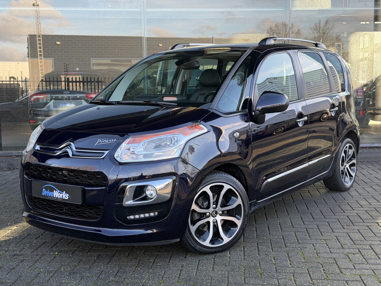 Citroën C3 Picasso - 1.2 PureTech Exclusive | Panorama | Leer | Dealer onderhouden | Nwe Distr- Riem | Camera | - AutoWereld.nl