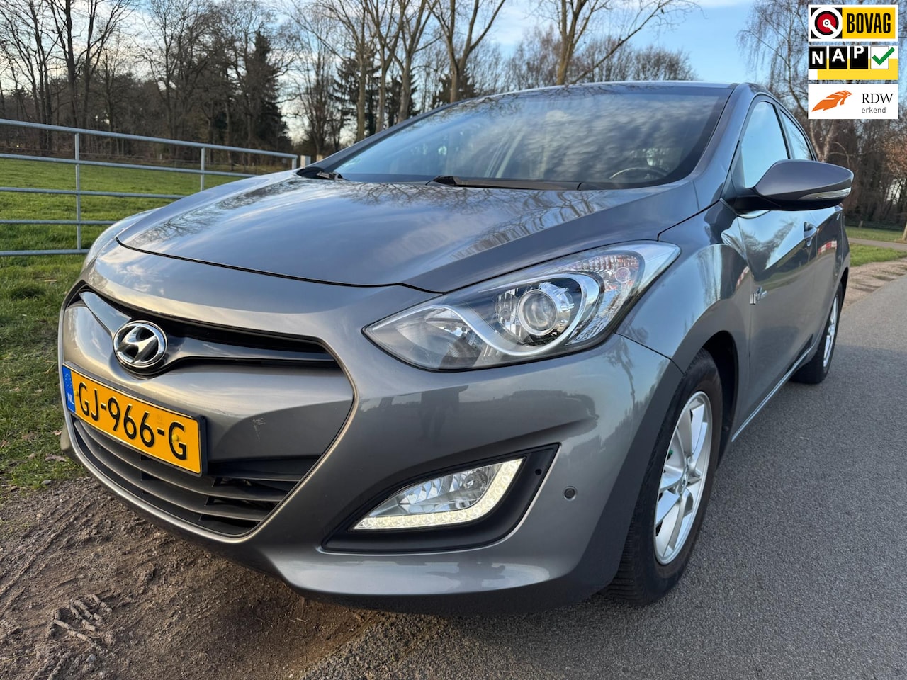 Hyundai i30 - 1.6 GDI i-Motion Plus 1.6 GDI i-Motion Plus - AutoWereld.nl