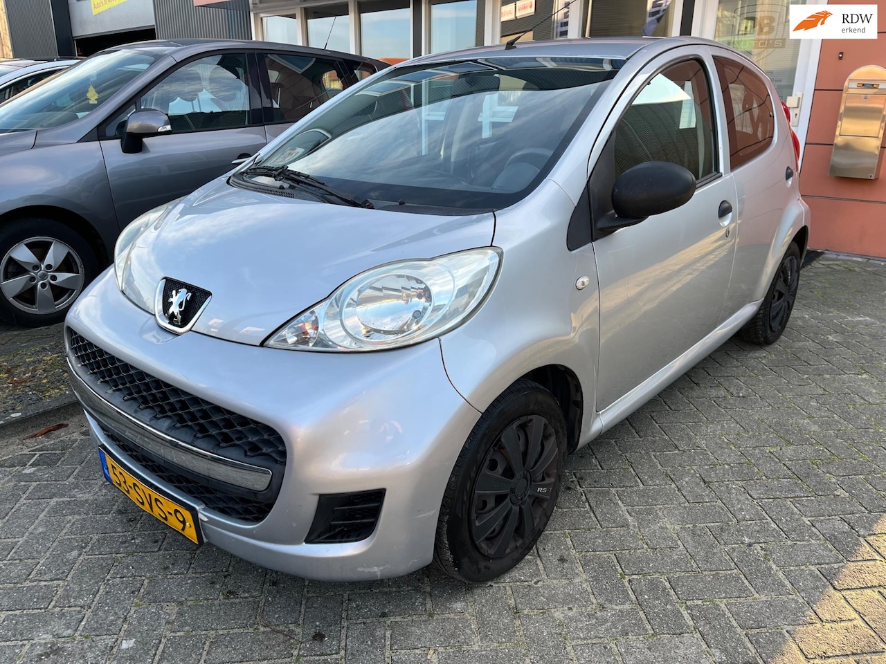 Peugeot 107 - 1.0-12V XR airco - AutoWereld.nl