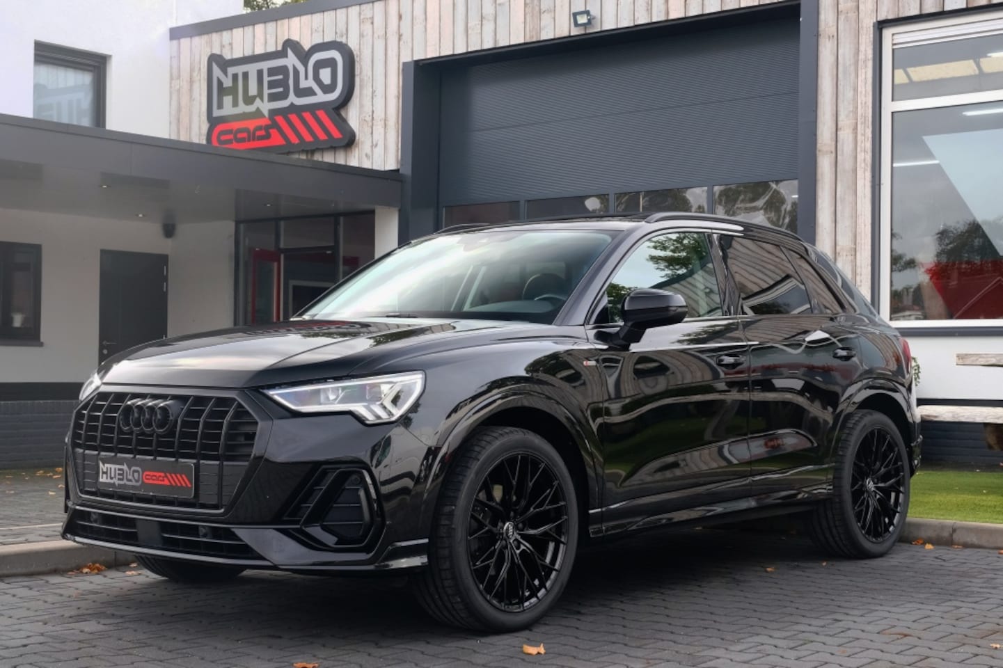 Audi Q3 - 35 TFSI S Line 35 TFSI S-Line, Pano, Navi, Camera, Trekhaak. - AutoWereld.nl