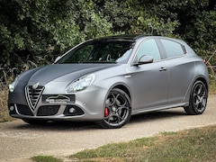 Alfa Romeo Giulietta - 1.7 TBi Quadrifoglio Verde | Matt grijs | Bose | Panorama | Leder / alcantara | Navi | Cli