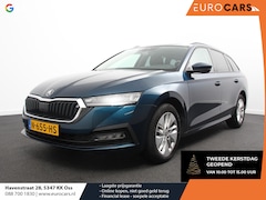 Skoda Octavia Combi - 1.0 e-TSI Automaat Business Edition Climate control | Cruise control | Parkeersensoren | N
