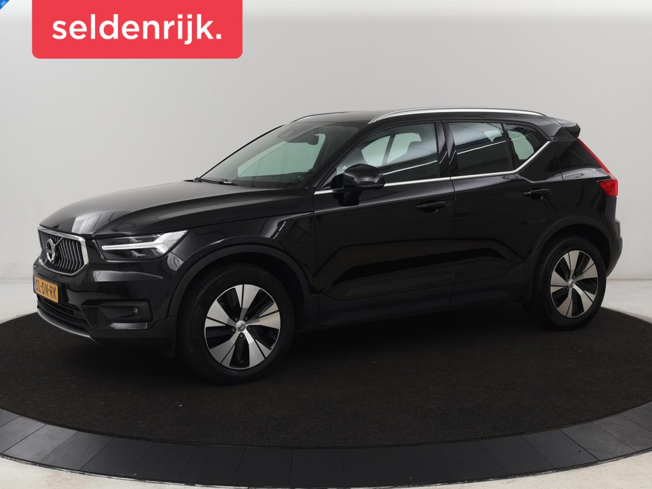 Volvo XC40 - 1.5 T5 Recharge Inscription | Trekhaak | Stoelverwarming | Adaptive cruise | Camera | Carp - AutoWereld.nl