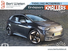 Volkswagen ID.3 - First Max 58 kWh | Trekhaak | Panoramadak | LED | Stoelverwarmin