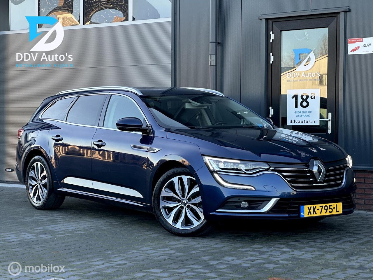 Renault Talisman Estate - 1.6/200pk TCe Intens|2018|PDC|Headup|Camera|Trekhaak|Stoelverw.|Massage|18" LMV - AutoWereld.nl