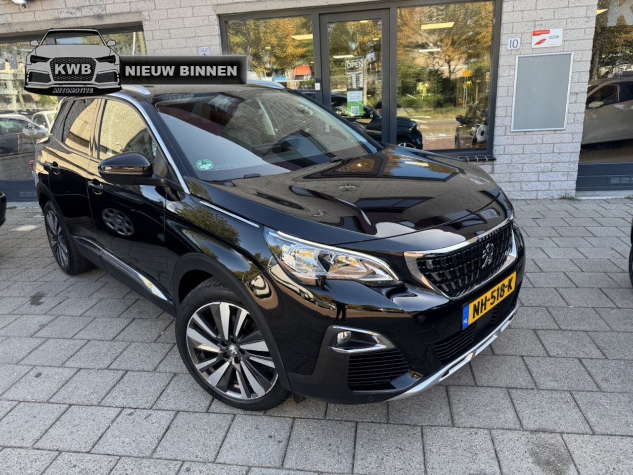 Peugeot 3008 - 1.2 PureT. Navi Camera Nieuwe motor 0KM OUD ! - AutoWereld.nl