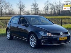 Volkswagen Golf - 1.4 TSI Business Edition+Massage+Camera+NAP