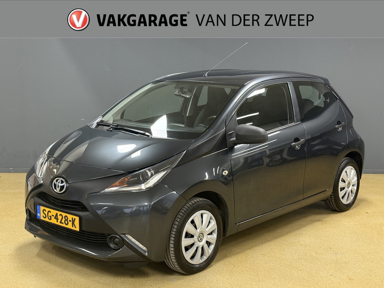 Toyota Aygo - 1.0 VVT-i x-fun | Airco - AutoWereld.nl