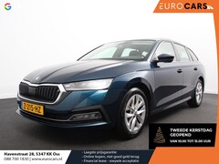 Skoda Octavia Combi - 1.0 e-TSI 110pk DSG Style | Navigatie | Apple Carplay/Android Auto| Parkeersensoren | Adap