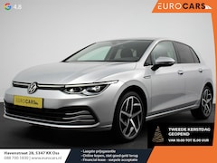 Volkswagen Golf - 1.5 eTSI 150pk DSG Style Navigatie Climate Control Camera Electrische stoel verstelling Le