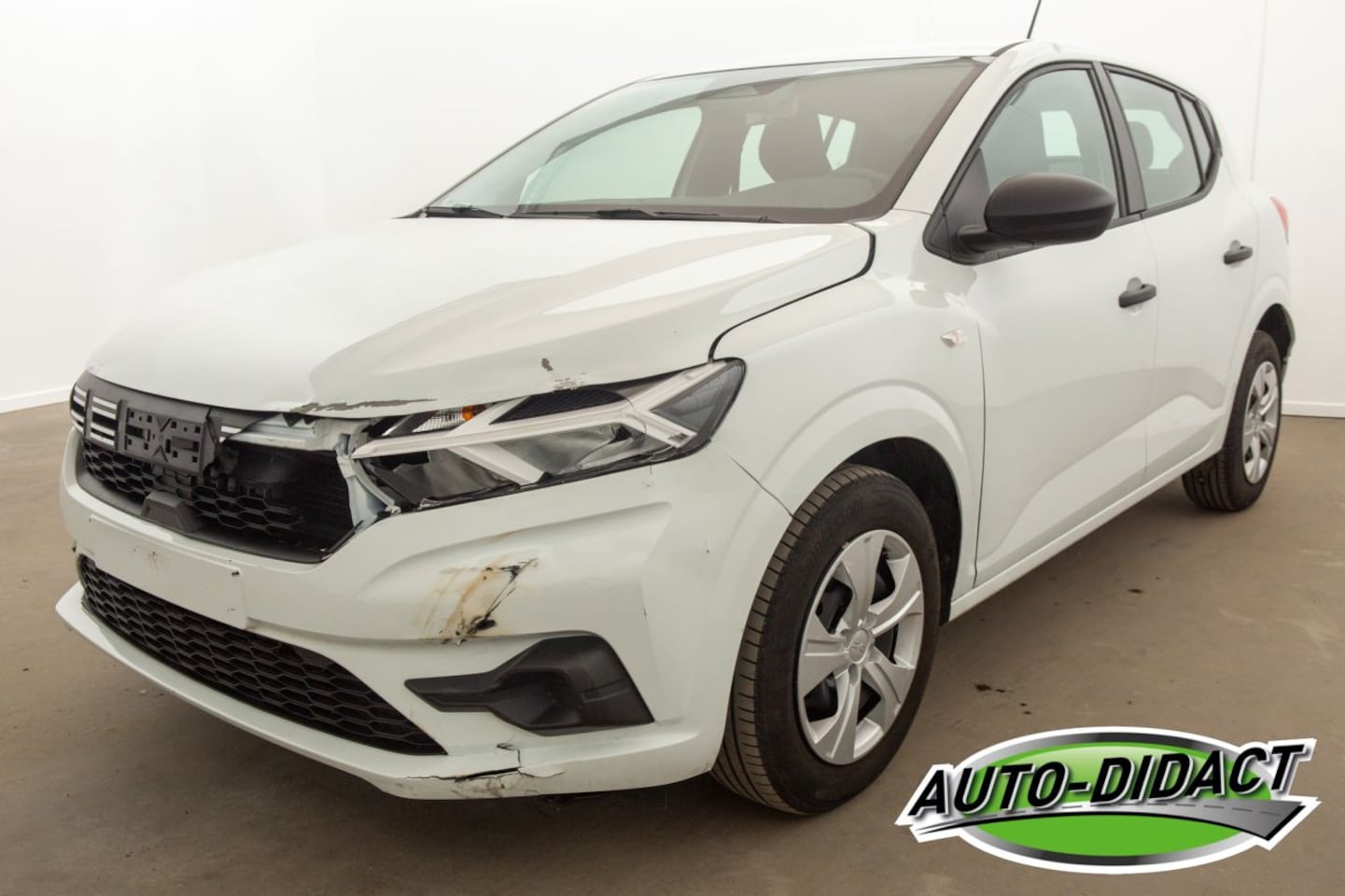 Dacia Sandero - 1.0 67KW 22.041 km - AutoWereld.nl