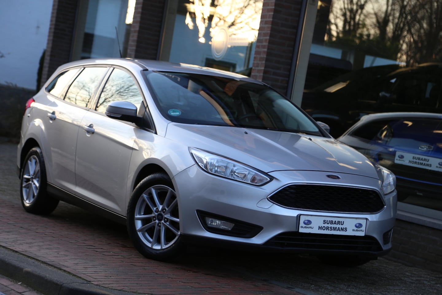 Ford Focus Wagon - 1.0 Titanium Edition 1.0 Titanium Edition - AutoWereld.nl