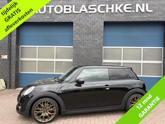MINI Cooper S - 2.0 sportuitl./unionjack licht/ leder/ navi/climate/cruise