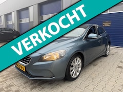 Volvo V40 - 1.6 D2 Momentum navi camera led nap