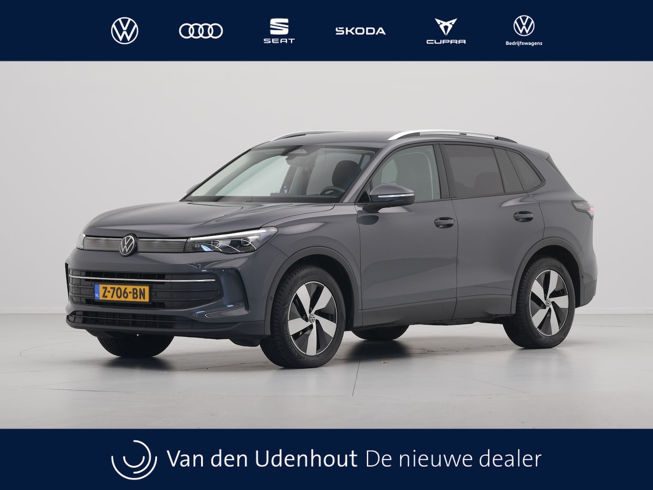 Volkswagen Tiguan - 1.5 eTSI 150pk DSG Life Edition Navigatie Trekhaak Camera Stoel/Stuurverwarming Sideassist - AutoWereld.nl