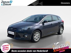 Ford Focus - 1.0 EcoBoost Titanium 125pk | Dealer onderhouden | Navigatie | Parkeer sensoren | Dakdrage