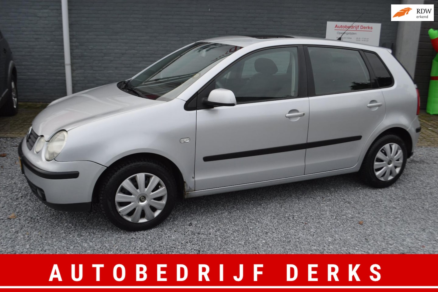 Volkswagen Polo - 1.2 5Drs Stuurbekrachtiging Jaar APK Sport - AutoWereld.nl