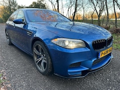 BMW M5 - 5-serie Monte Carlo Blue, met o.a. Soft-close Head Up, Schuifdak, Stoelverwarming, Soft Cl