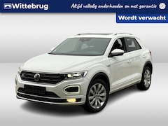 Volkswagen T-Roc - 1.5 TSI 150PK DSG R-Line / Panorama dak / Digital Cockpit Pro / Elektrisch Achterklep / Af