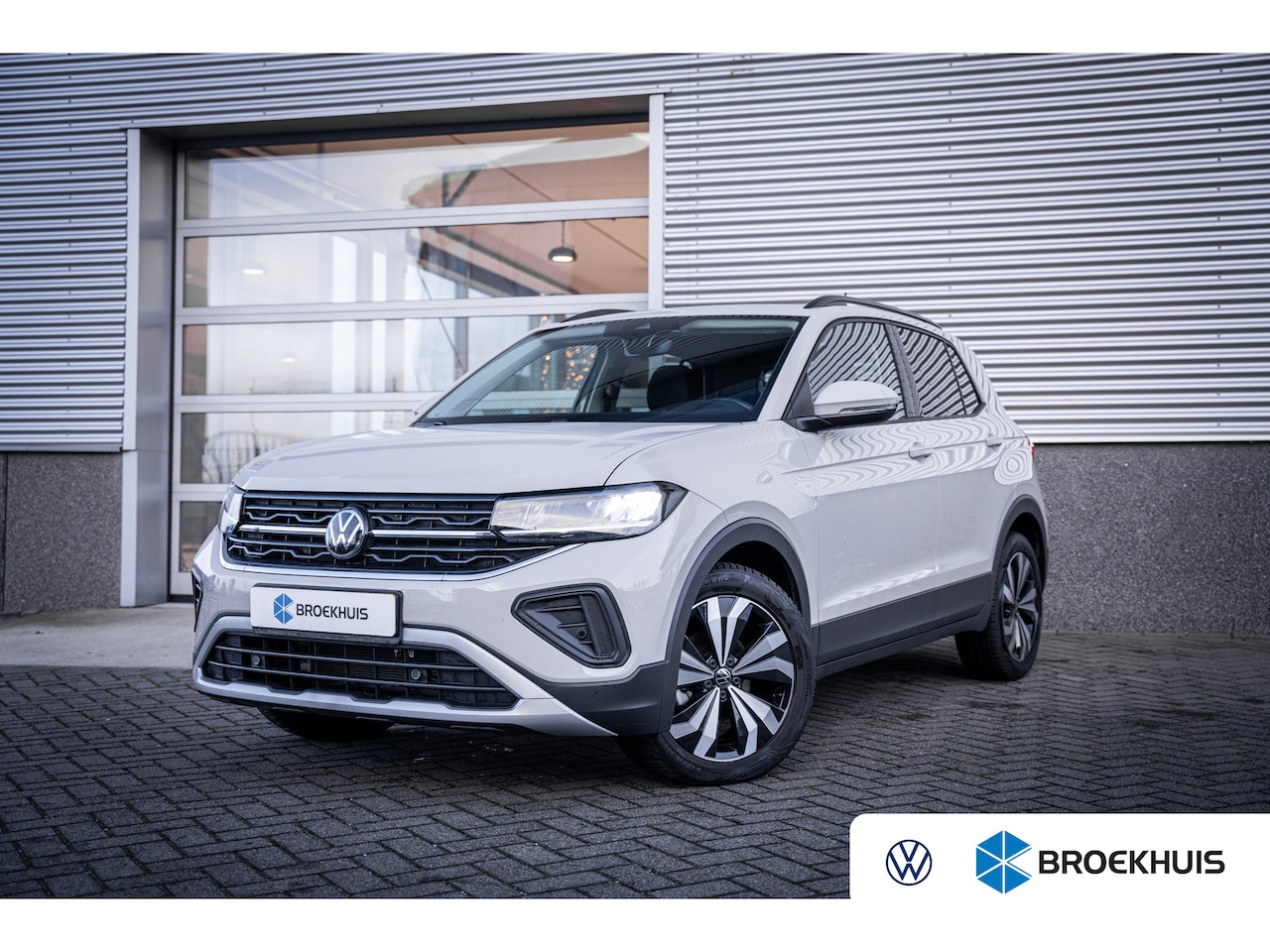 Volkswagen T-Cross - 1.0 TSI Life Edition | Airco | Lichtmetalen velgen 17" | Voorstoelen verwarmd - AutoWereld.nl