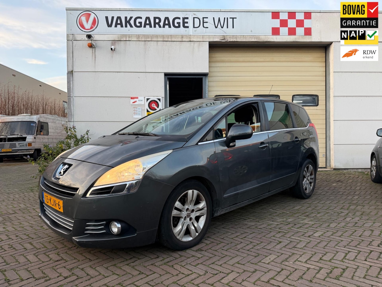 Peugeot 5008 - 1.6 THP ST Premiere 7p. 1.6 THP ST Premiere 7p. - AutoWereld.nl
