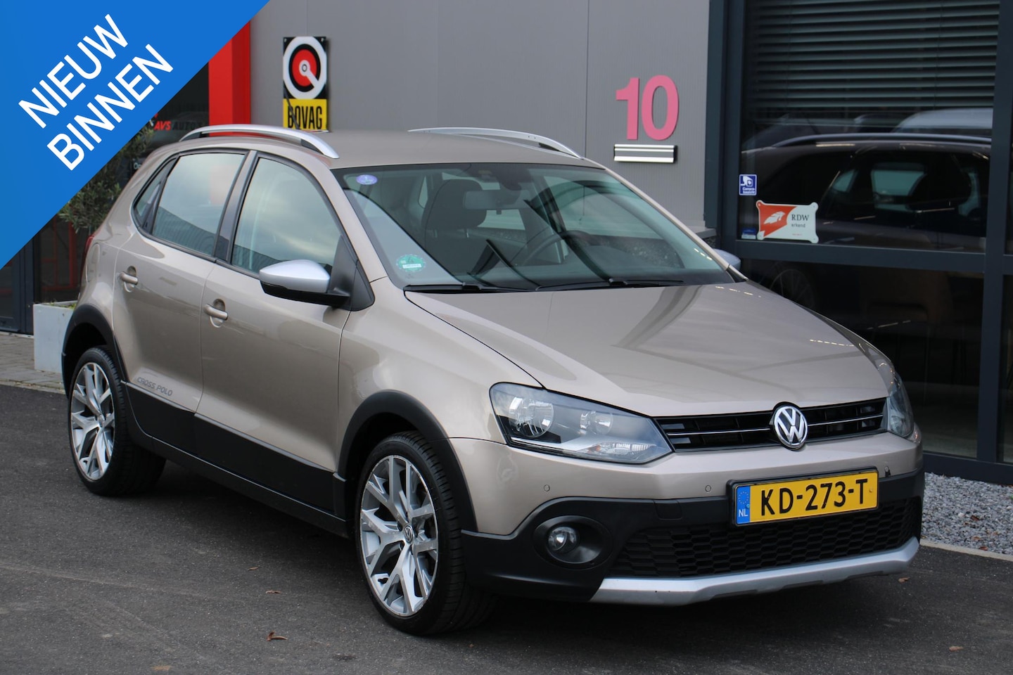 Volkswagen Polo - 1.2 TSI Cross 1.2 TSI Cross, CLIMA, PDC VOOR/ACHTER - AutoWereld.nl
