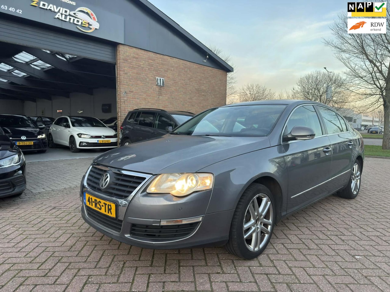 Volkswagen Passat - 2.0 FSI Comfortline Automaat - AutoWereld.nl